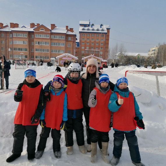 Хоккей в валенках.